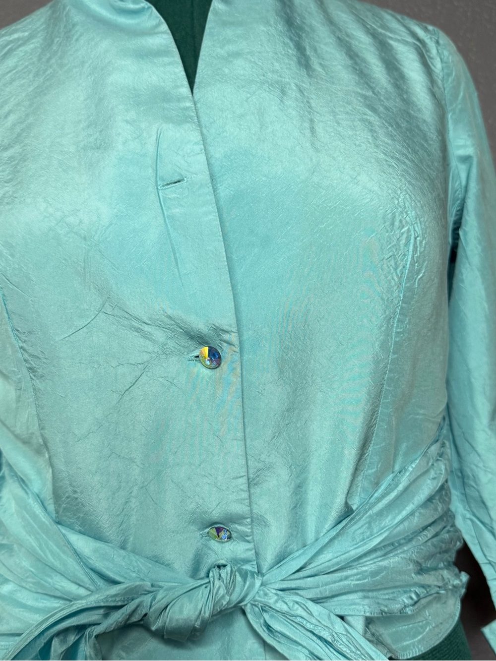 Flores & Flores 100% Silk Aqua Tie Waist Blouse Button Front V Neck Size 10 - Picture 2 of 9